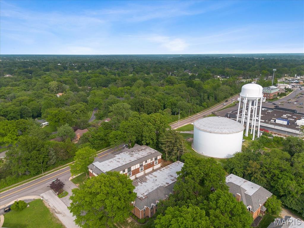 910 Claytonbrook Drive Unit: 1