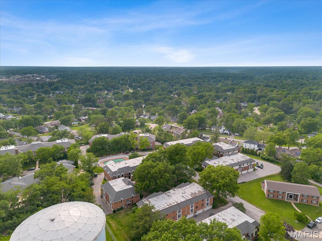 910 Claytonbrook Drive Unit: 1