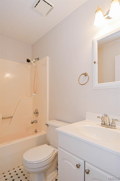 548 Woodhill Estates Drive