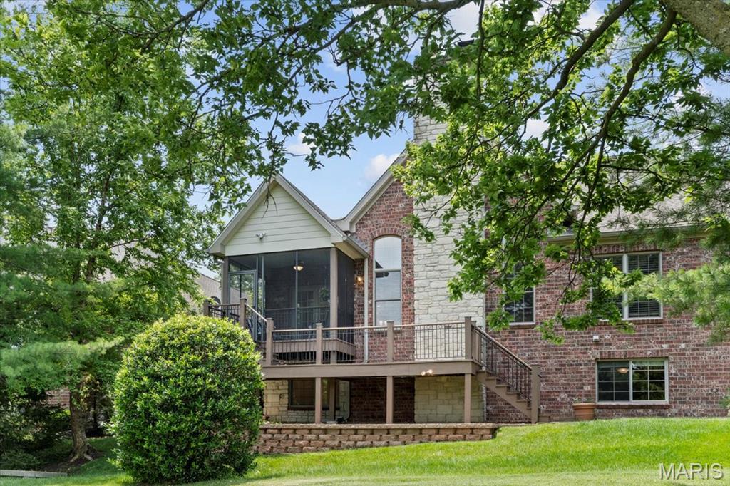 324 Meadowbrook Country Club Estate