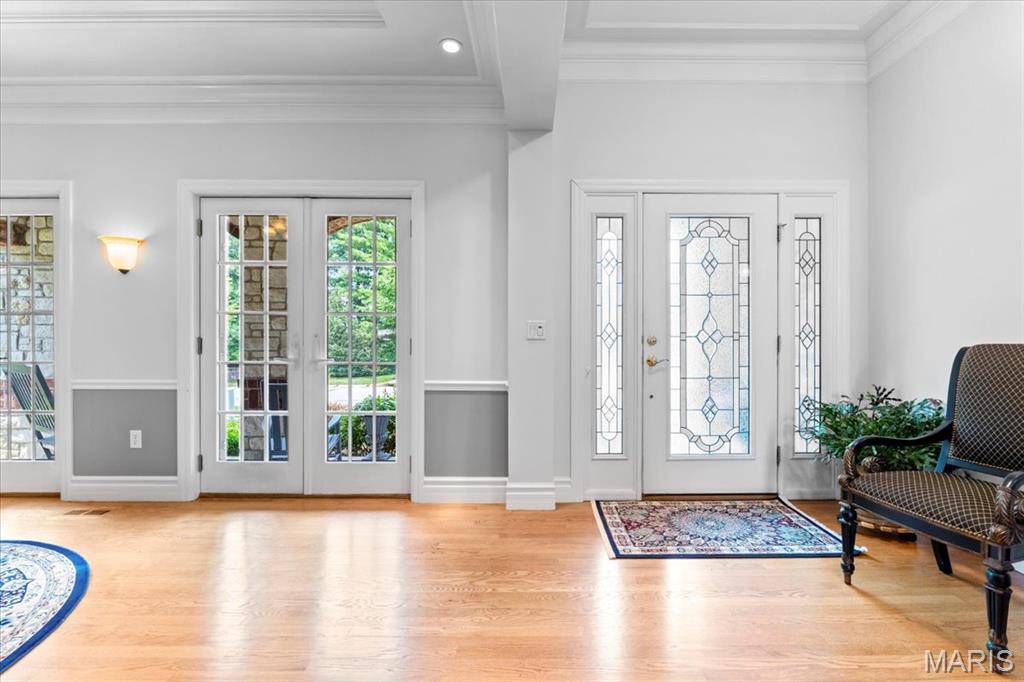 324 Meadowbrook Country Club Estate