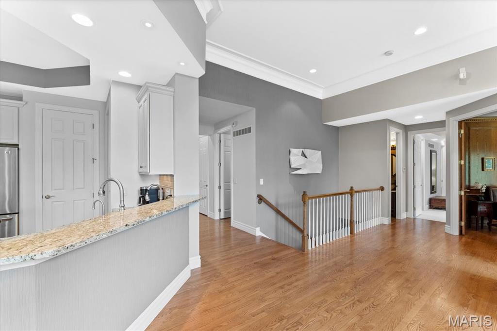 324 Meadowbrook Country Club Estate