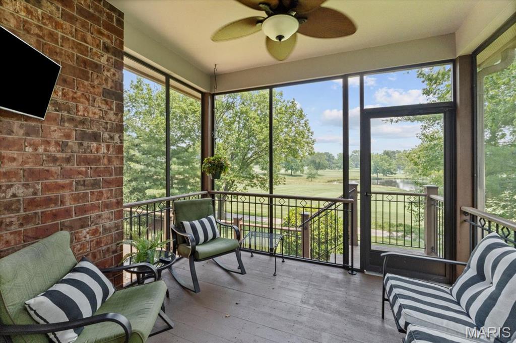 324 Meadowbrook Country Club Estate