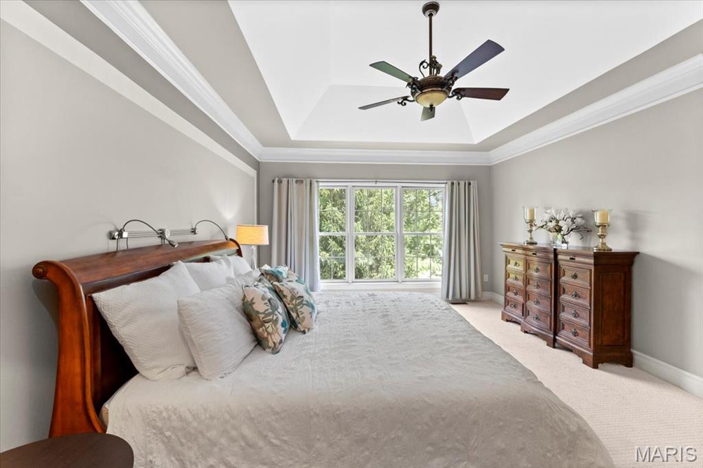 324 Meadowbrook Country Club Estate