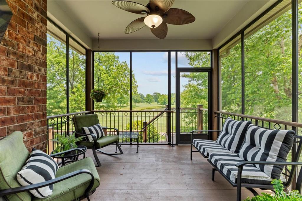 324 Meadowbrook Country Club Estate