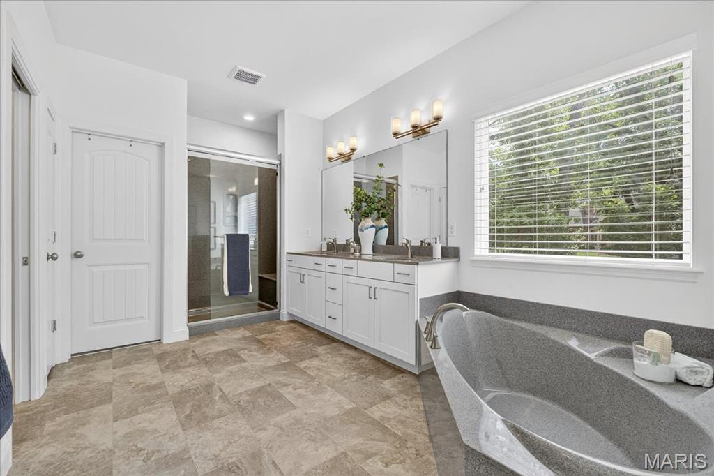 6200 Deer Hollow Court