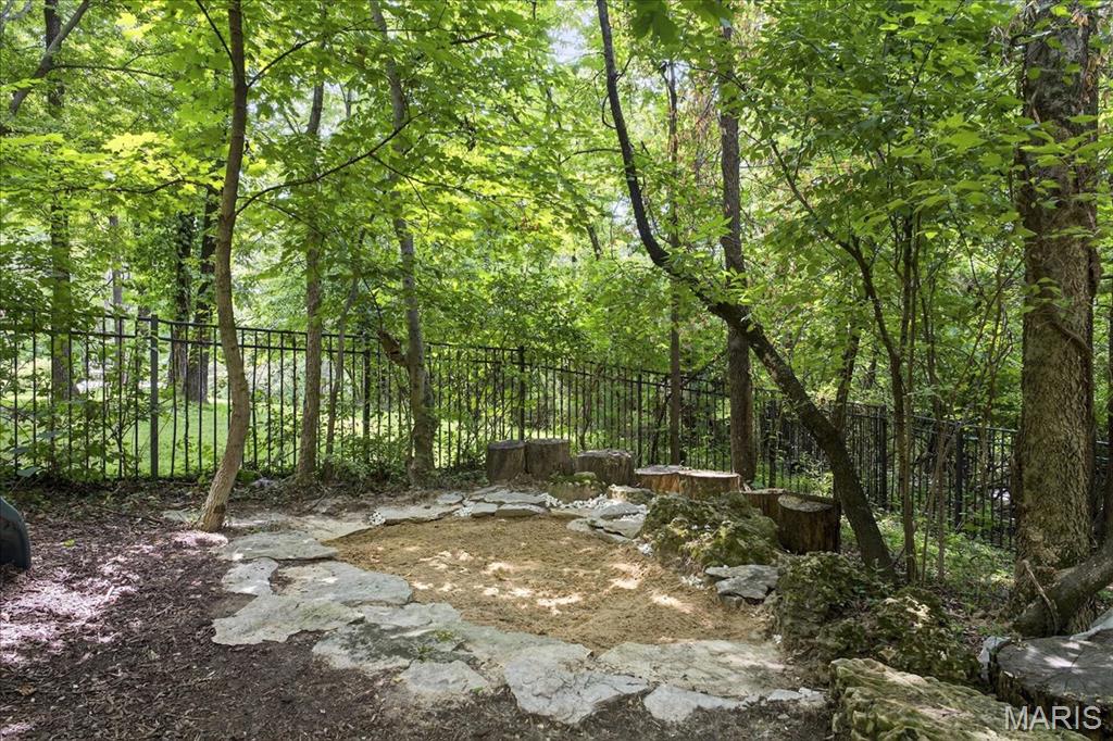 6200 Deer Hollow Court