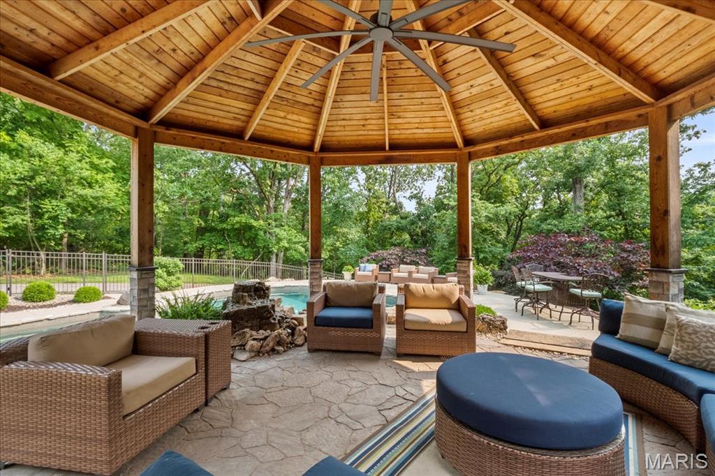 6210 Deer Hollow Court