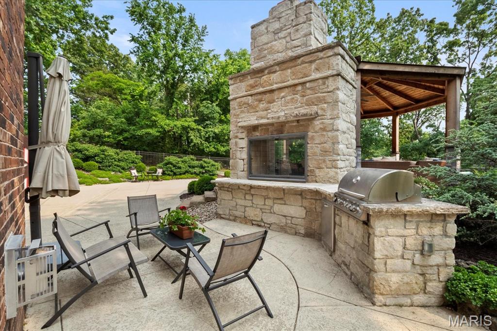 6210 Deer Hollow Court