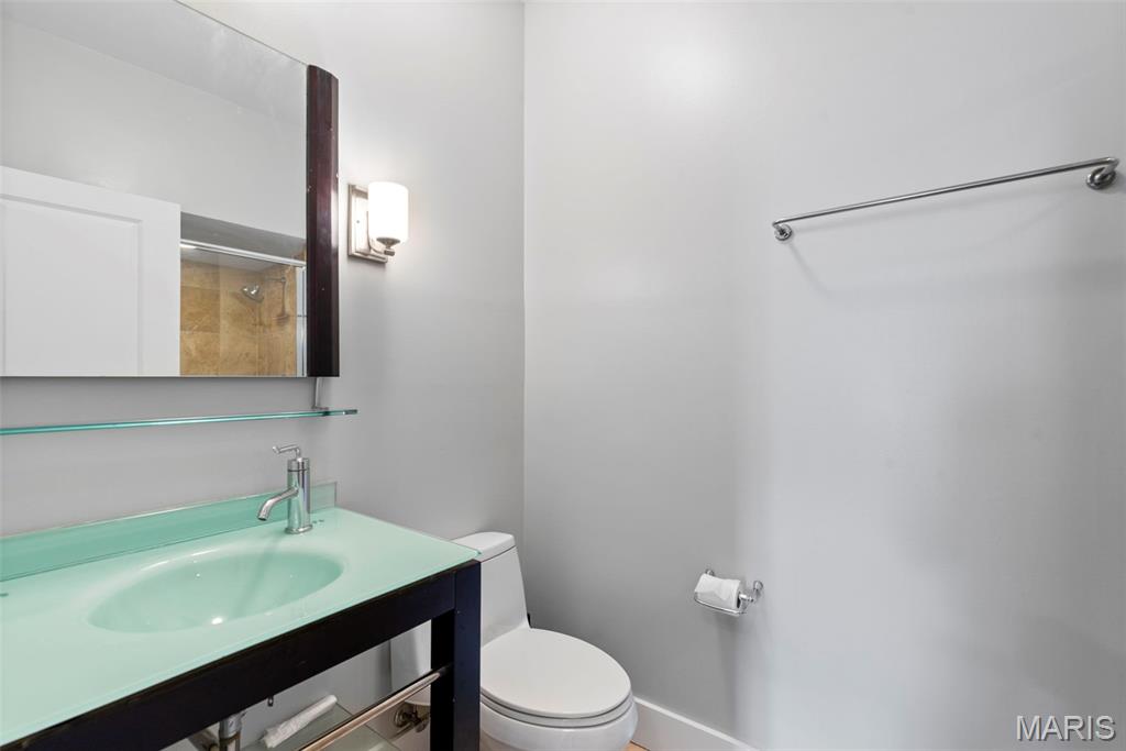 603 Westgate Avenue Unit: 603E