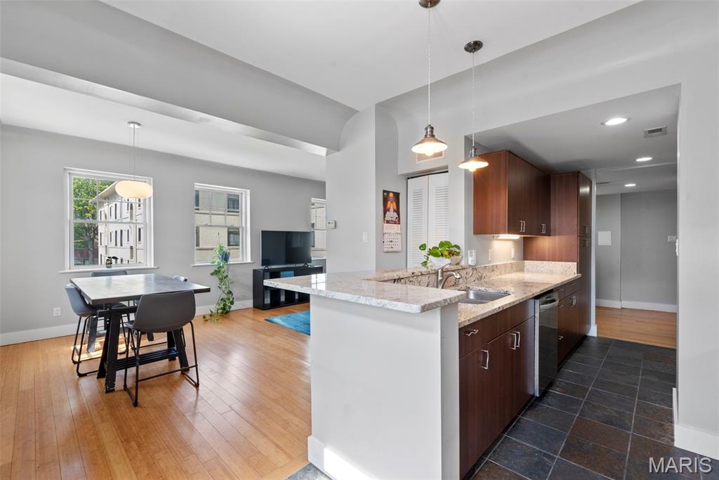 603 Westgate Avenue Unit: 603E