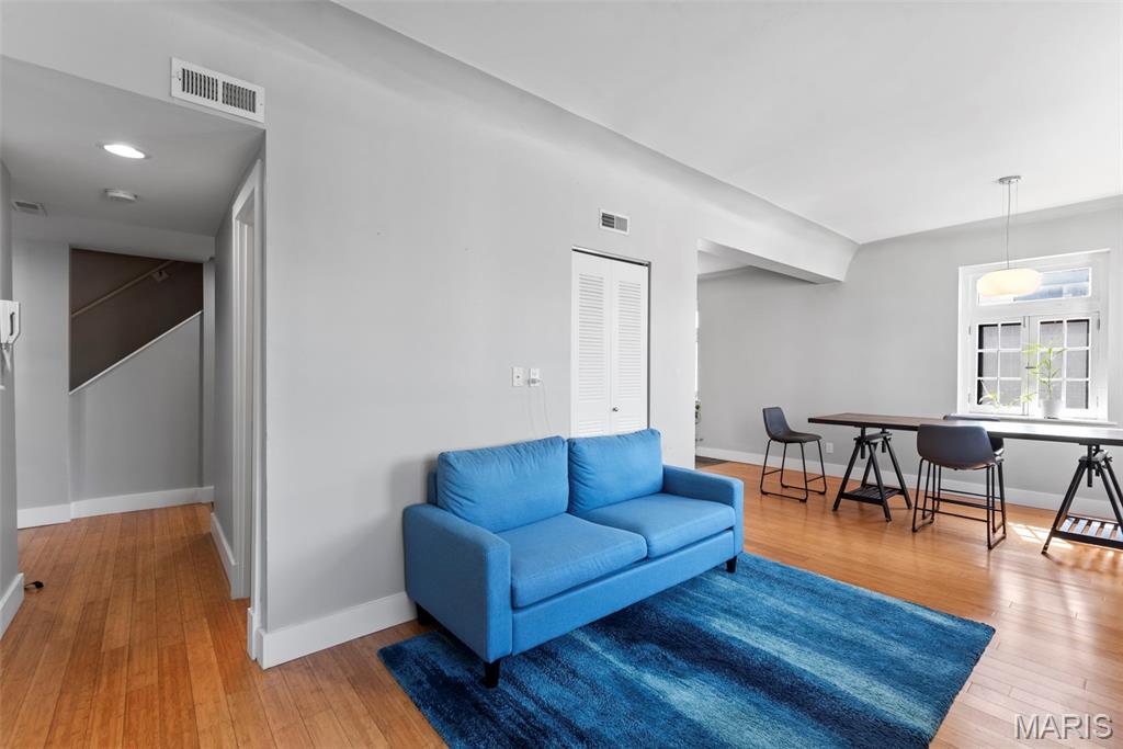 603 Westgate Avenue Unit: 603E