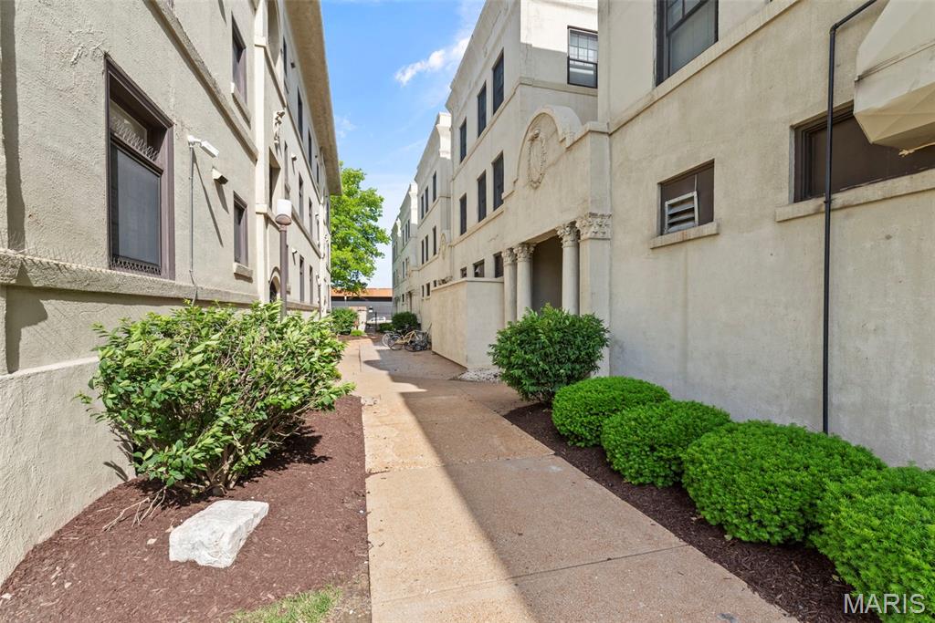 603 Westgate Avenue Unit: 603E