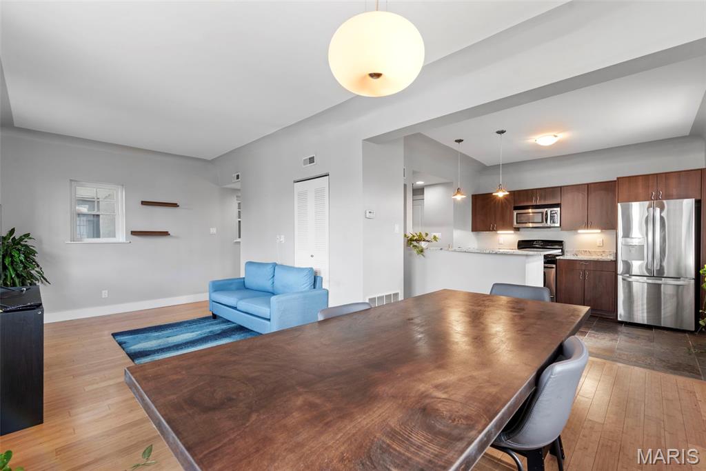 603 Westgate Avenue Unit: 603E