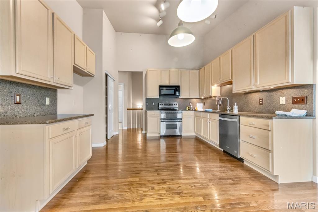 844 Waterford Villas Drive