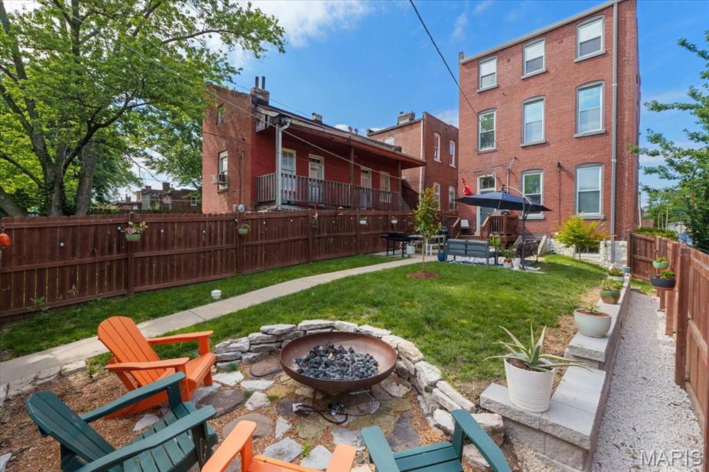 2000 Withnell Avenue