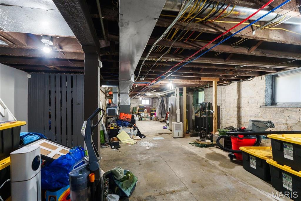 2000 Withnell Avenue