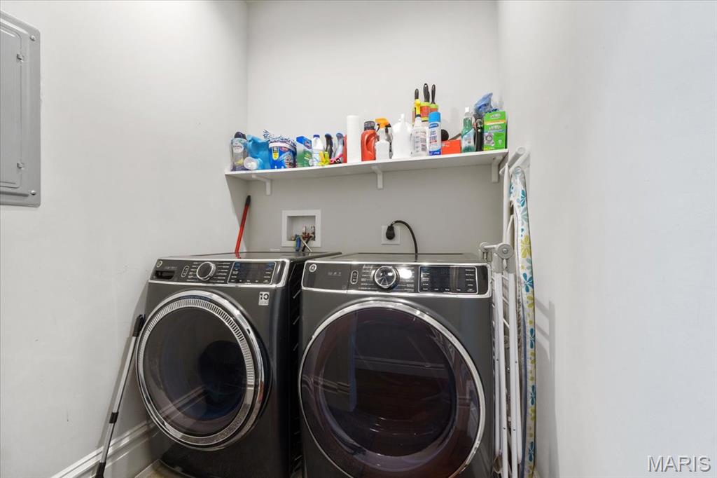 2000 Withnell Avenue