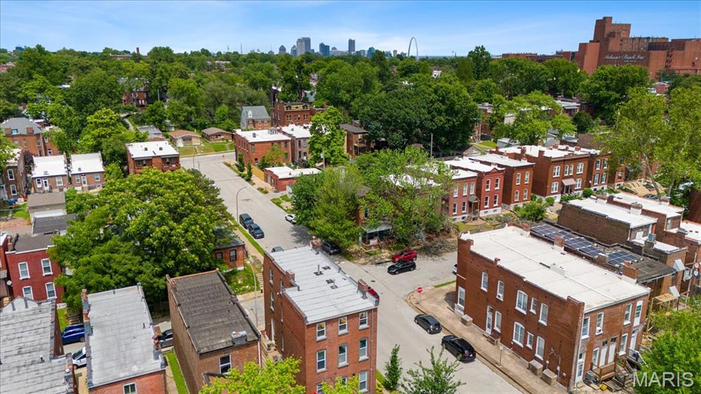 2000 Withnell Avenue