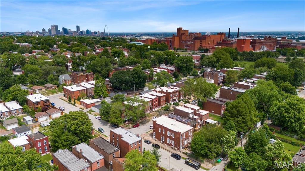 2000 Withnell Avenue