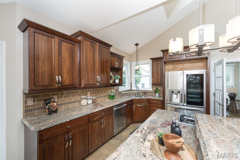 1101 Courtwood Circle