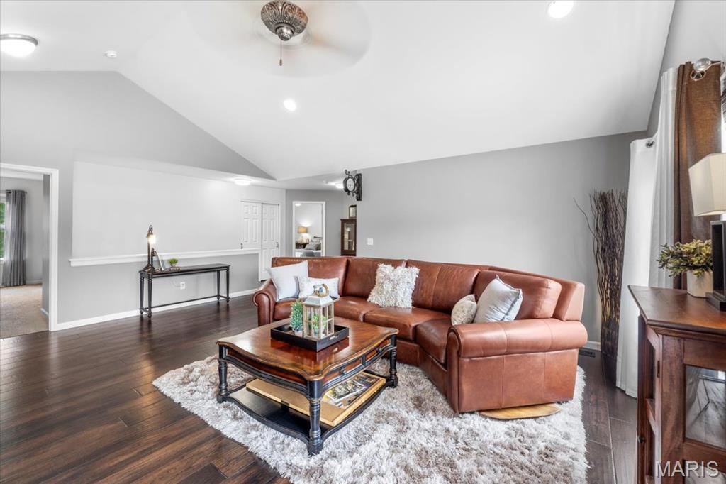 350 Palisades Ridge Court