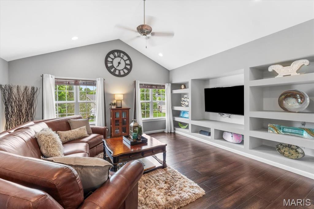 350 Palisades Ridge Court