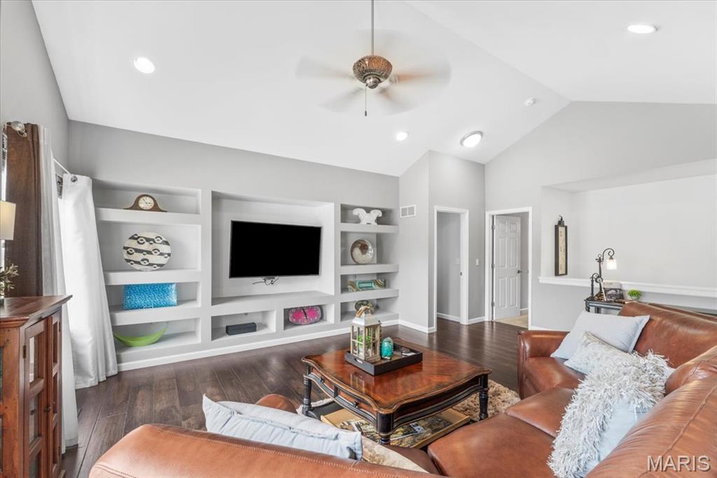 350 Palisades Ridge Court