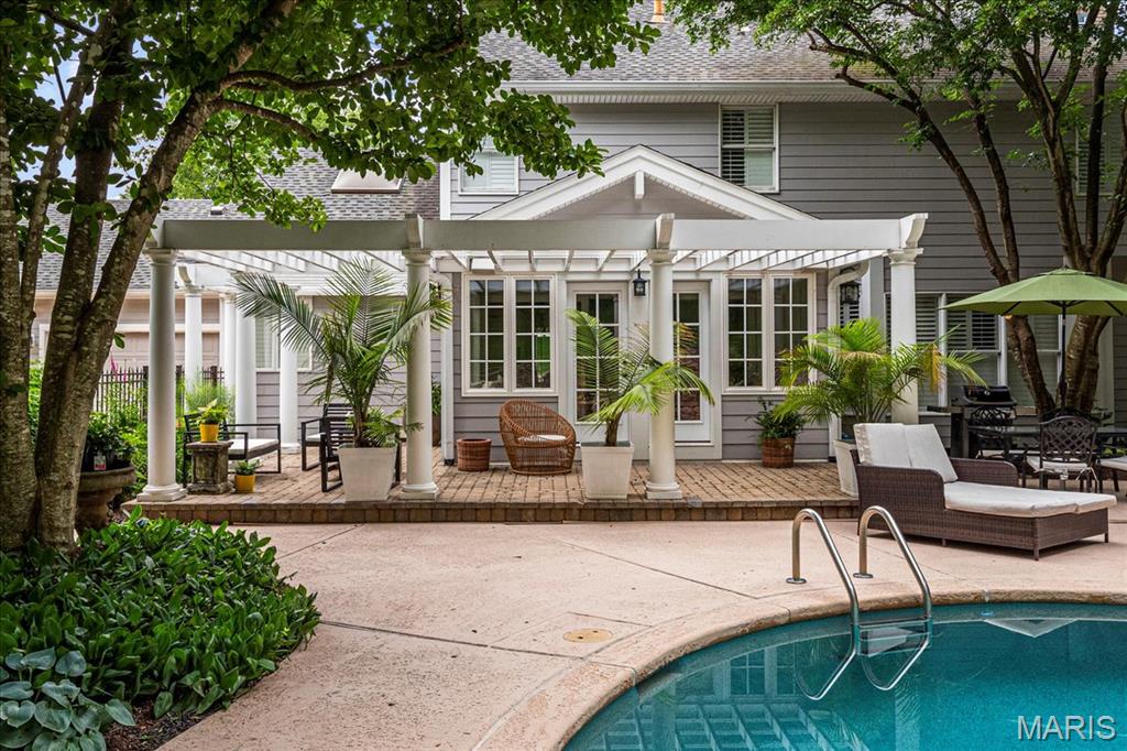 1411 Carriage Crossing Lane