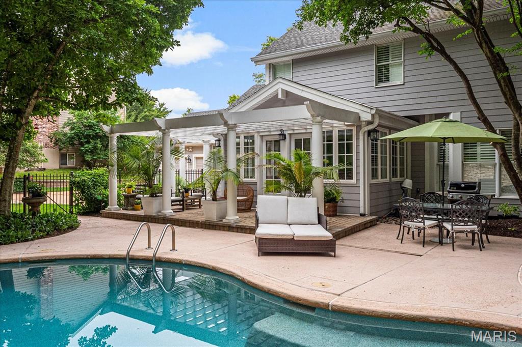 1411 Carriage Crossing Lane