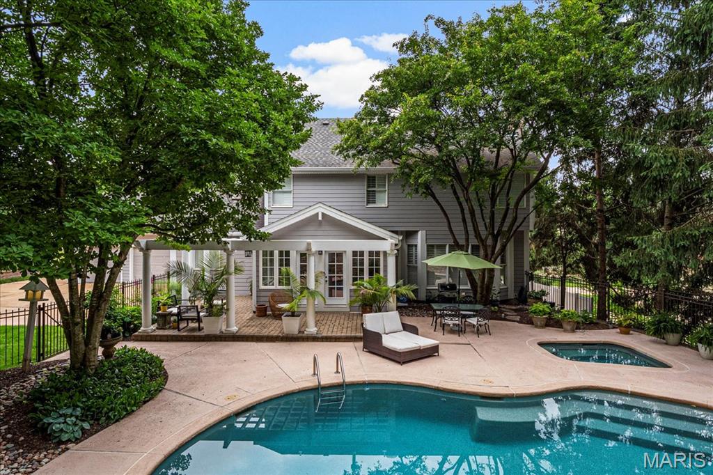 1411 Carriage Crossing Lane