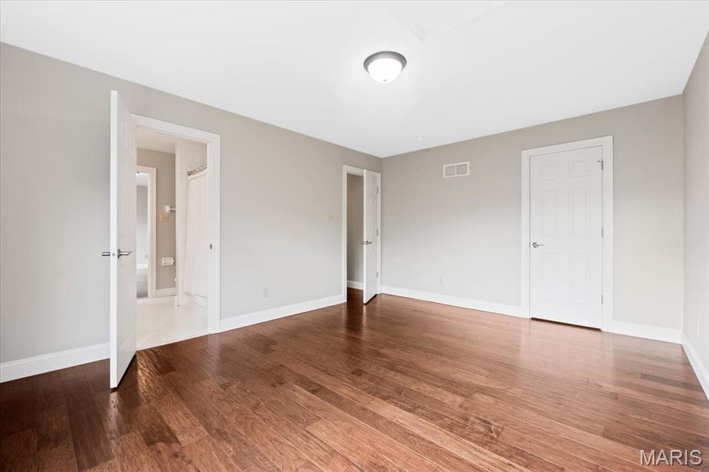 1525 Honey Locust Court