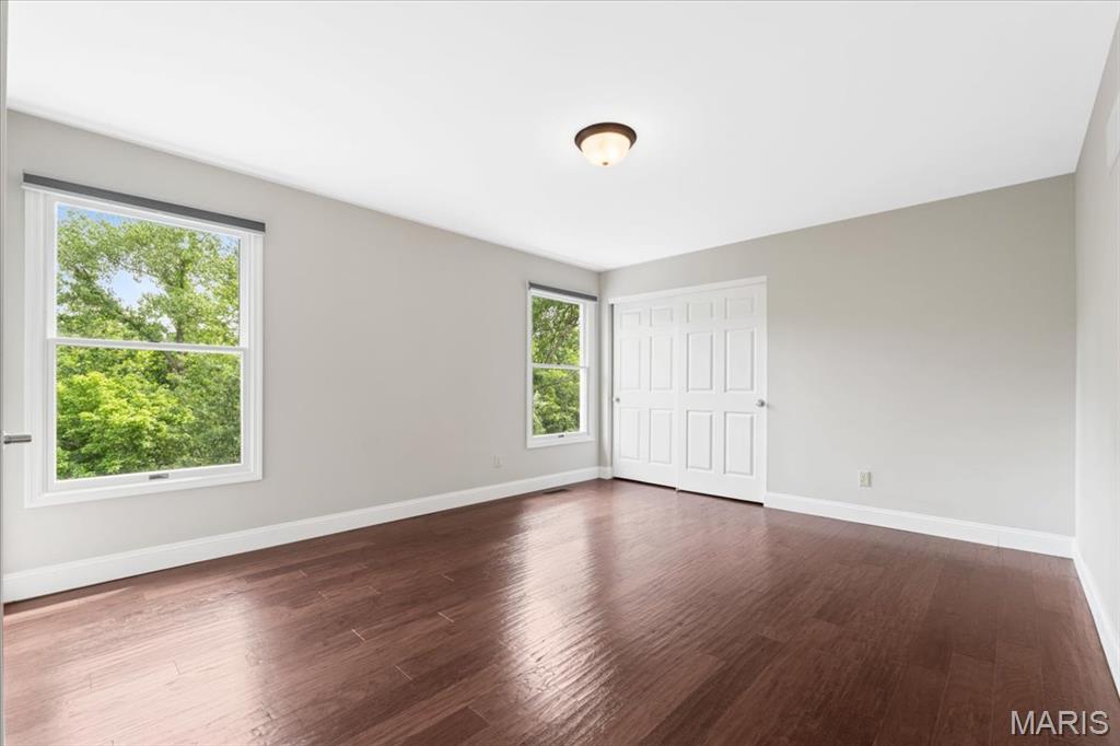 1525 Honey Locust Court