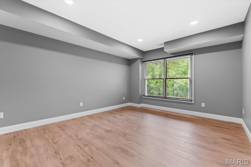 1525 Honey Locust Court