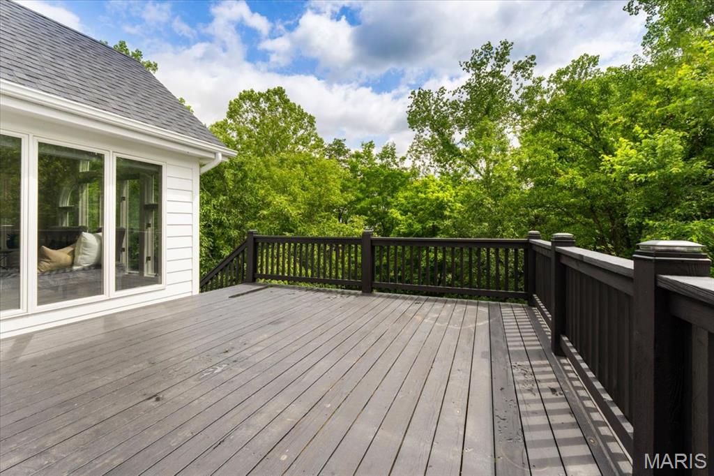 1525 Honey Locust Court