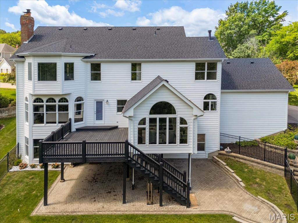 1525 Honey Locust Court