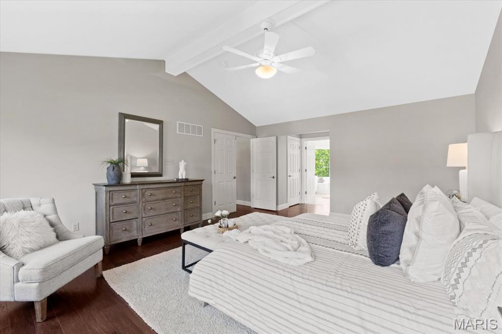 1525 Honey Locust Court