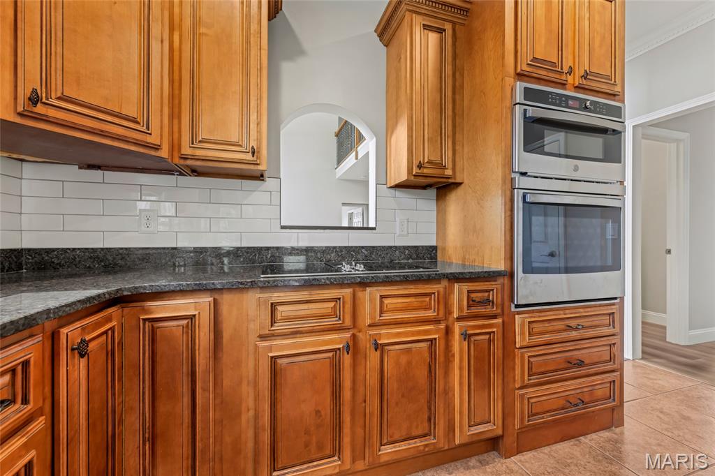 1008 Castleview Court