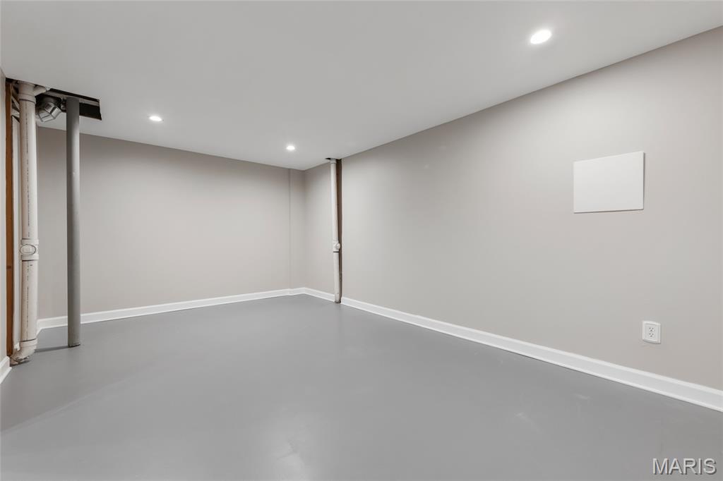 1008 Castleview Court