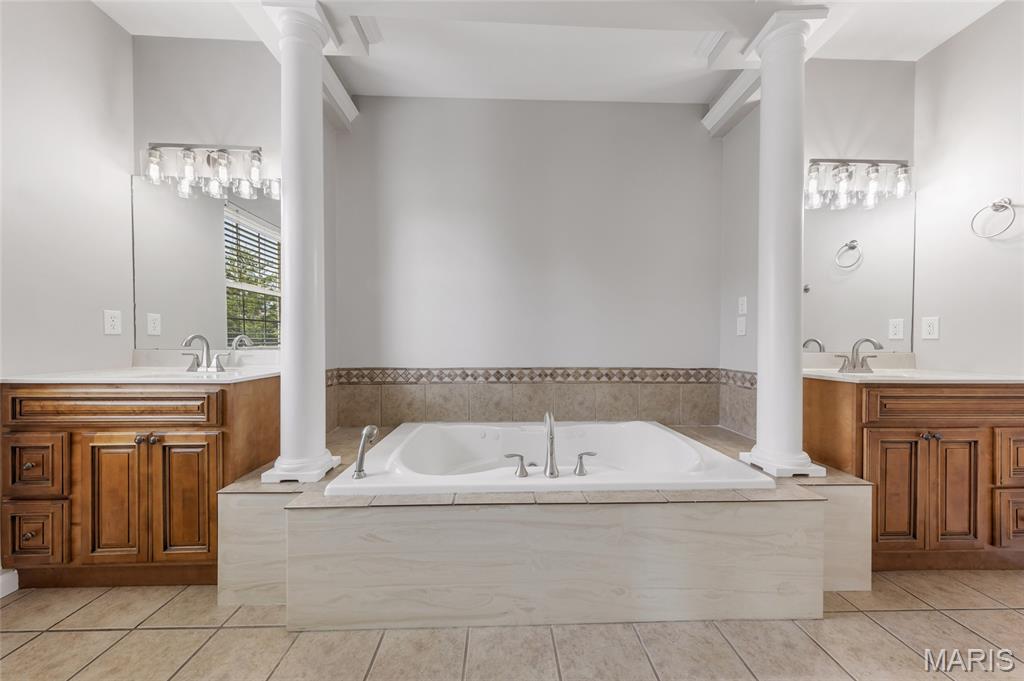 1008 Castleview Court