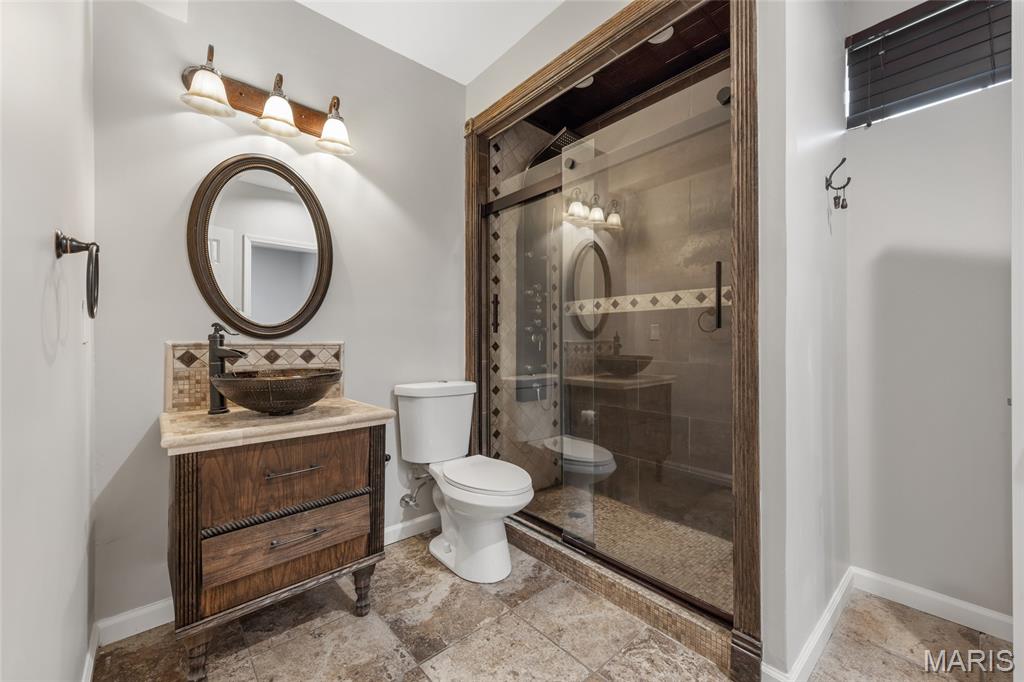 1008 Castleview Court