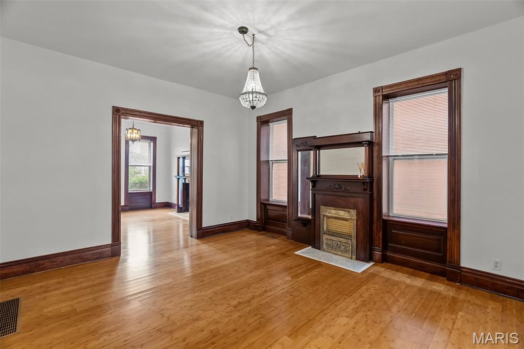 3406 Humphrey