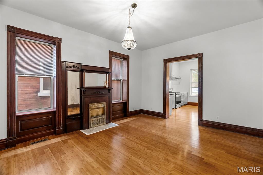 3406 Humphrey