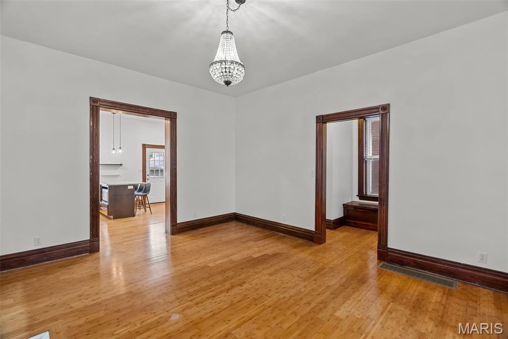 3406 Humphrey