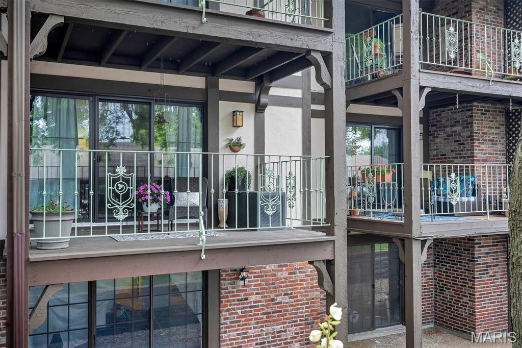 1430 Heritage Landing Unit: 206