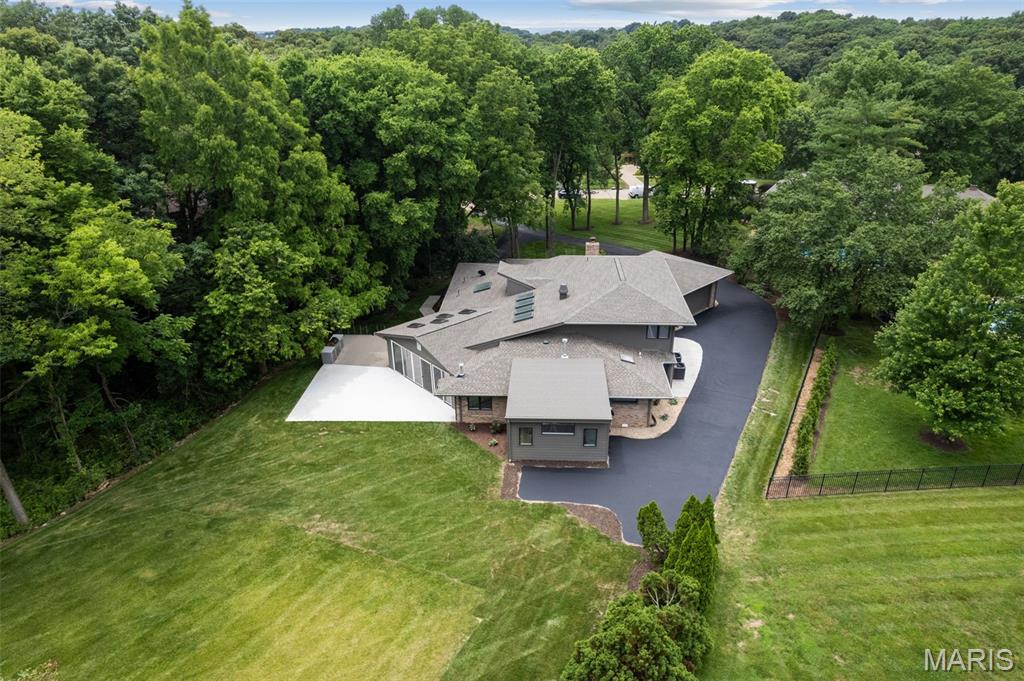 12662 Bradford Woods Drive