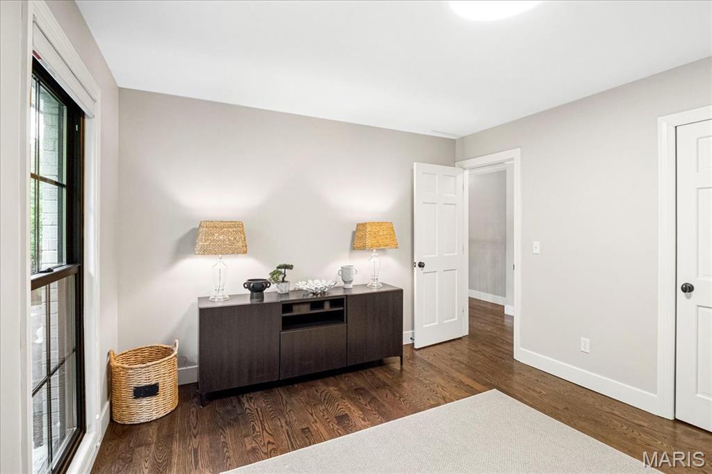 2220 Barnbridge Road