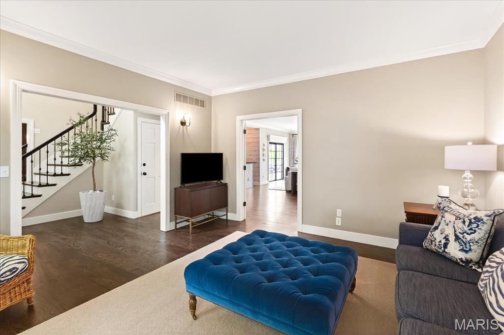 2220 Barnbridge Road