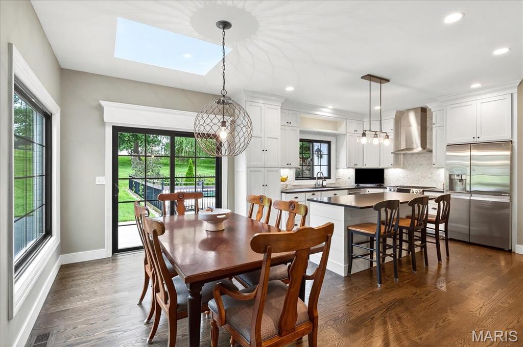 2220 Barnbridge Road