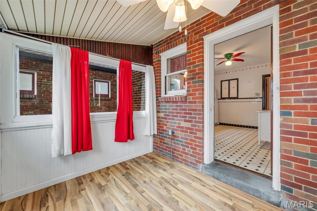 5414 Lansdowne Avenue